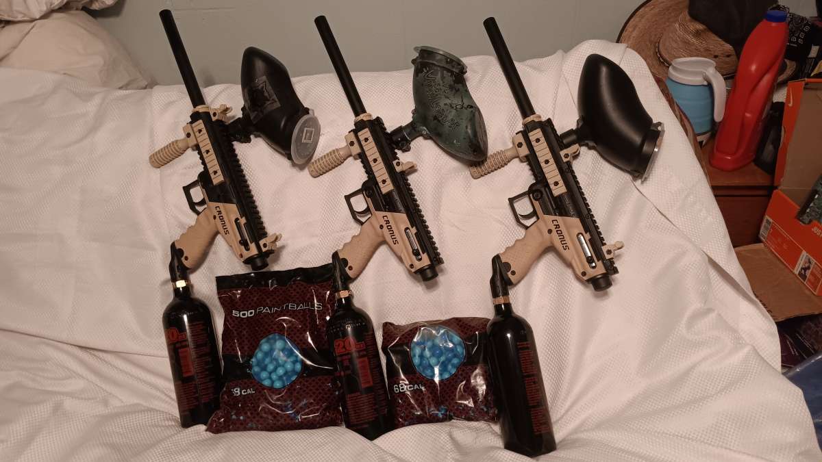 3 Cronus semi auto paintball guns with 20oz co2 tanks