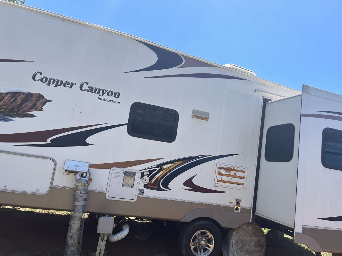 2010 keystone copper canyon