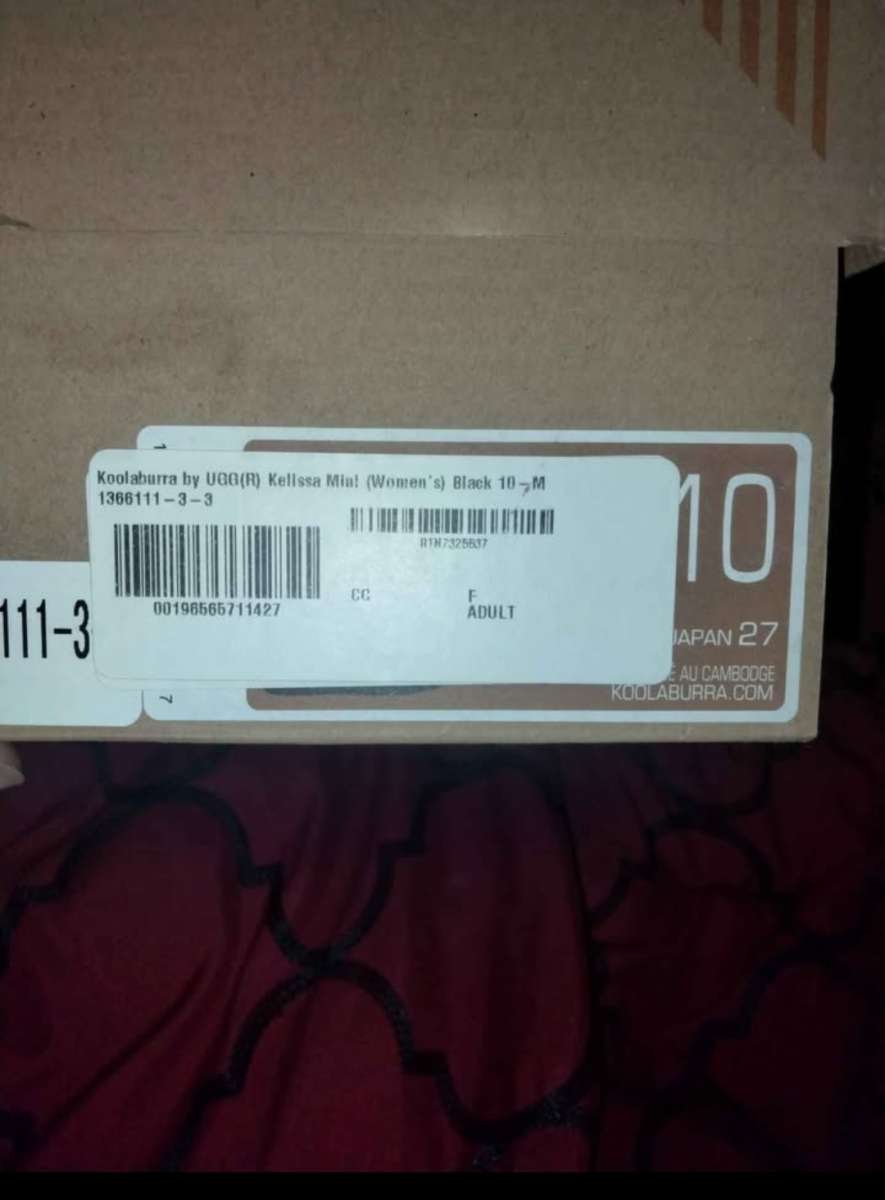 Black Womens UGG Boots Size 10
