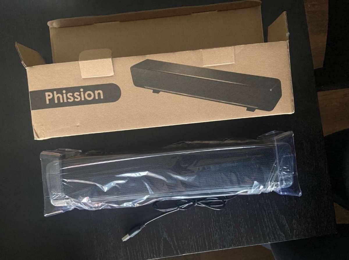 Soundbar speaker