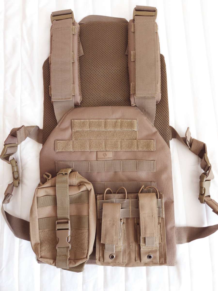 tactical vest