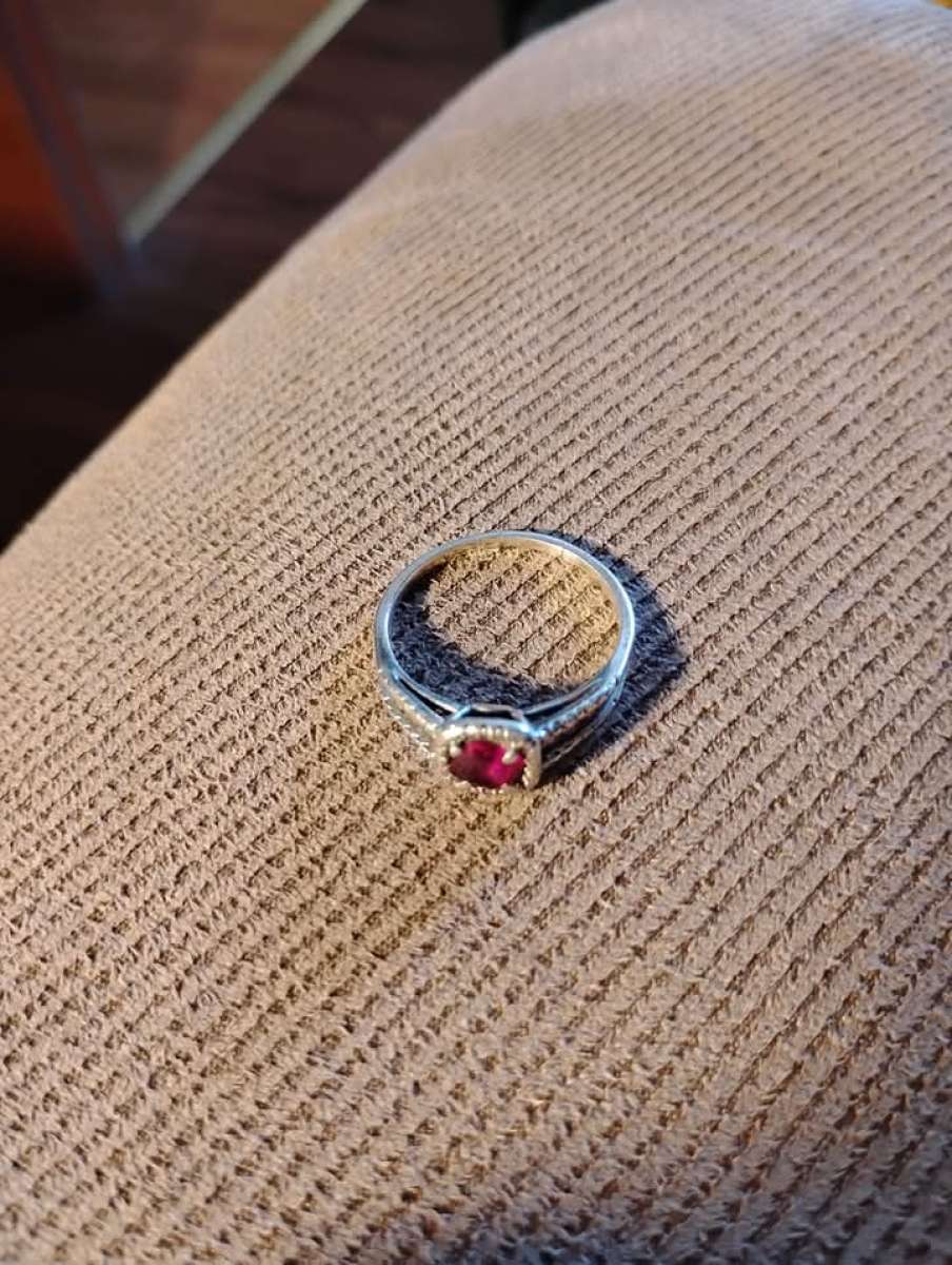 womens 925 silver ring size 8