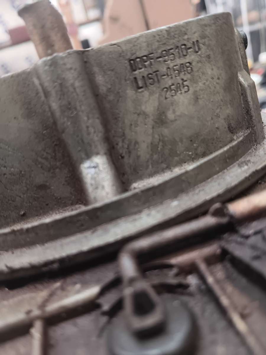 Ford Holly carburetor