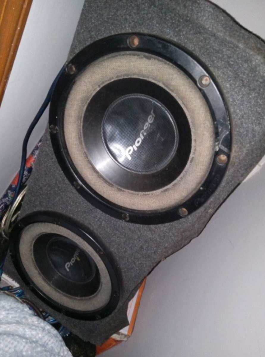 2 12inch Pioneer Speakers In Box