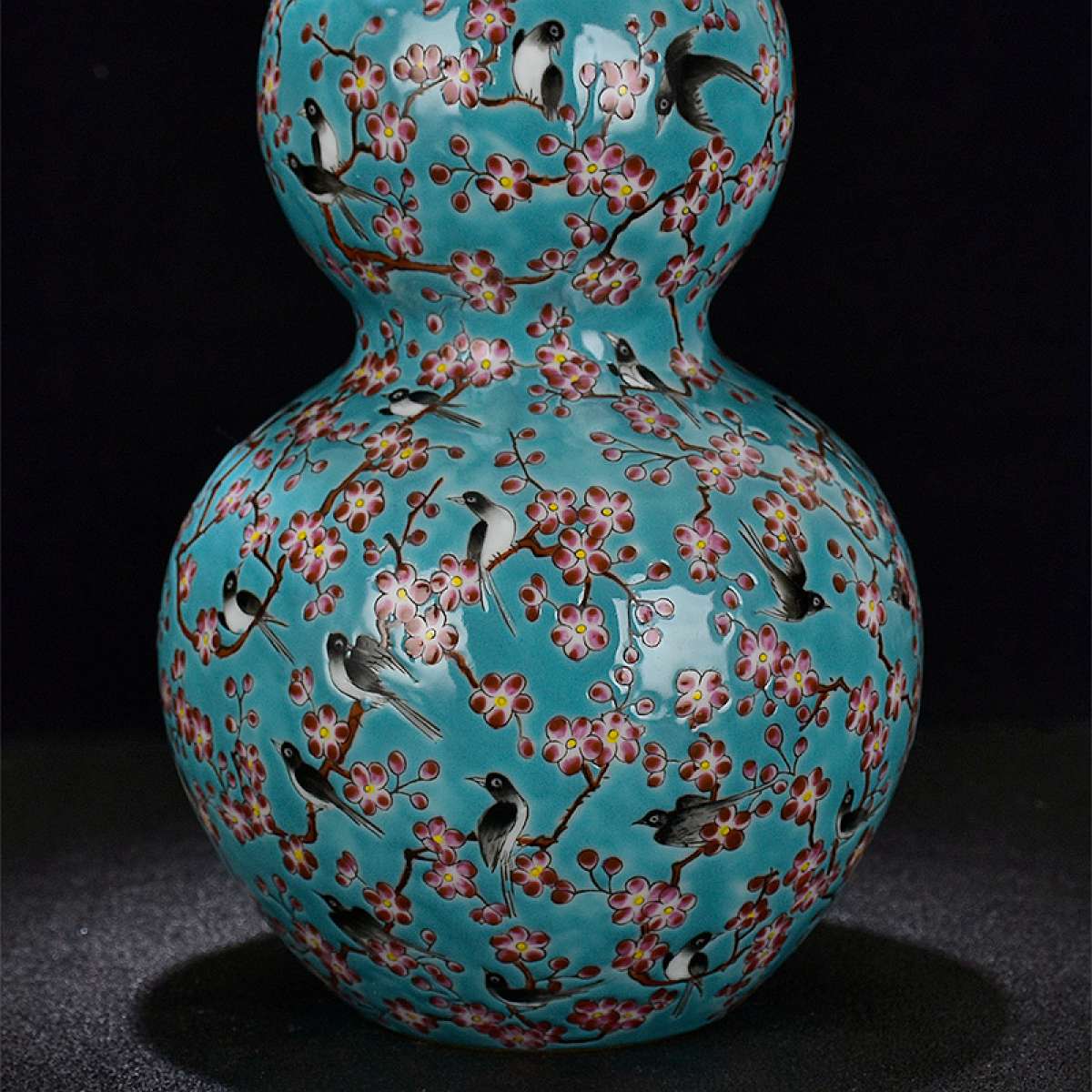 Chinese handpainted famille rose porcelain vase antique porc