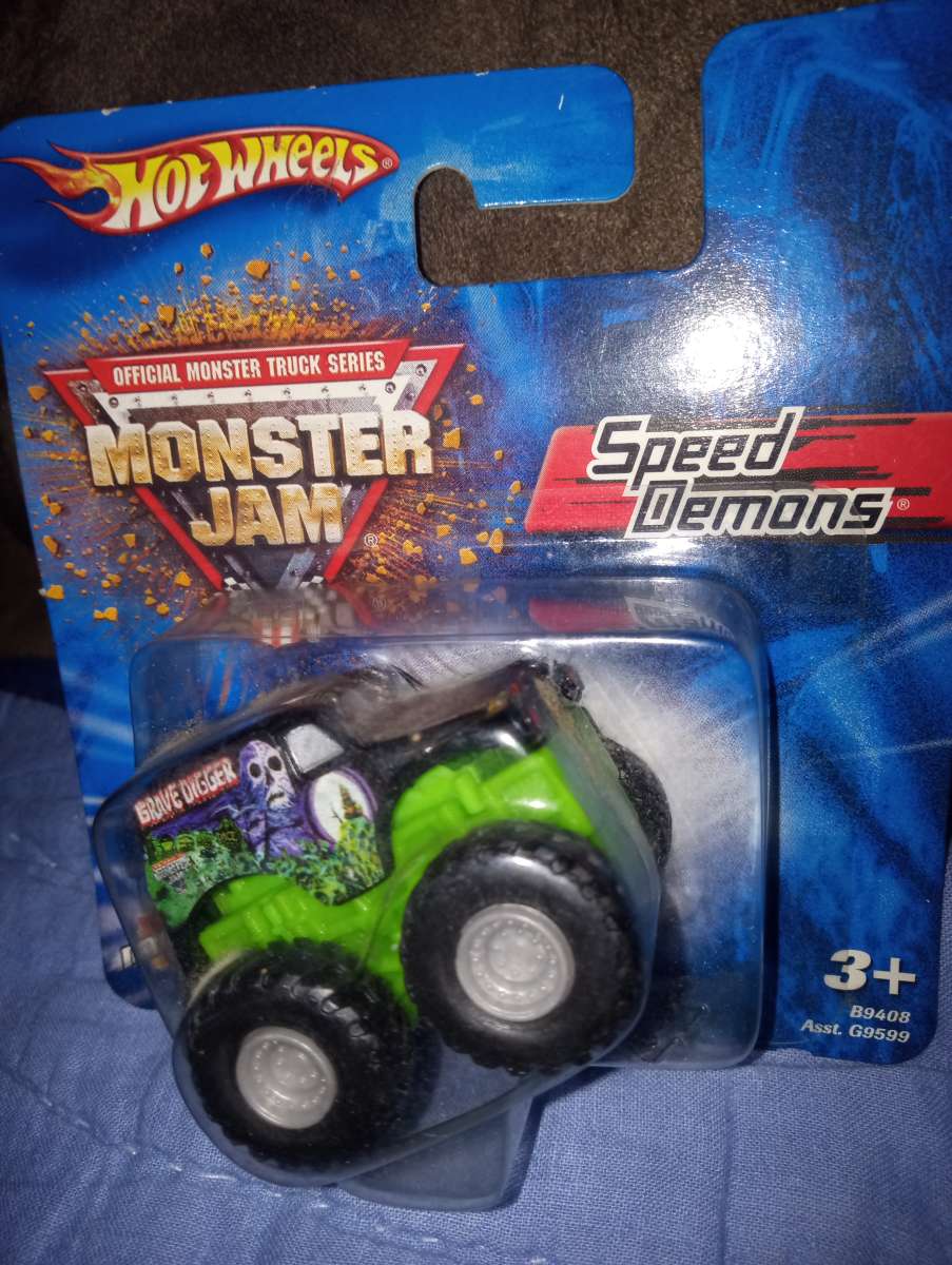Monster Trucks