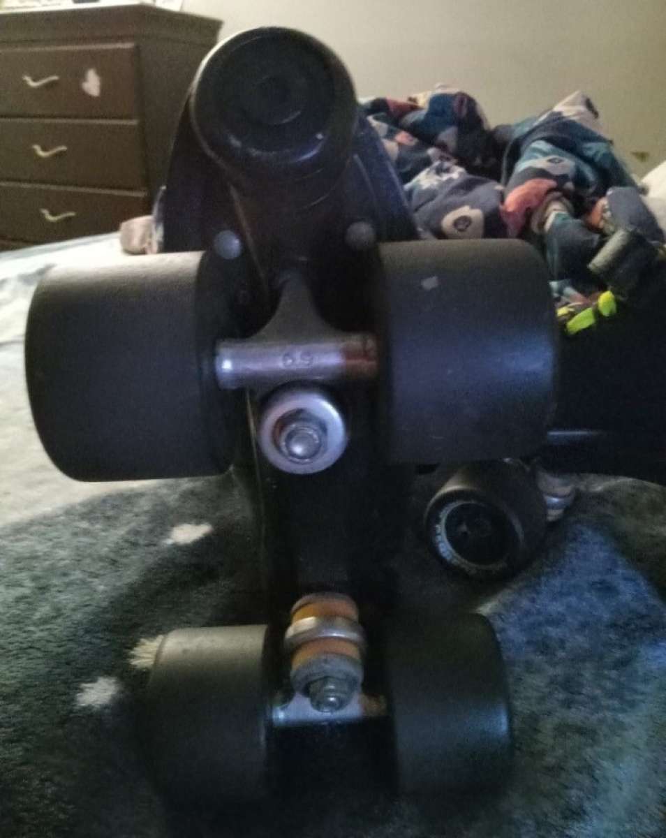 Carrera Speed Skates