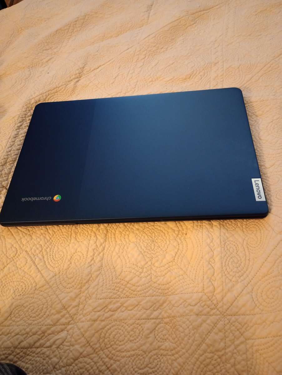 brand new 14 inch 50e touchscreen lenova Chromebook