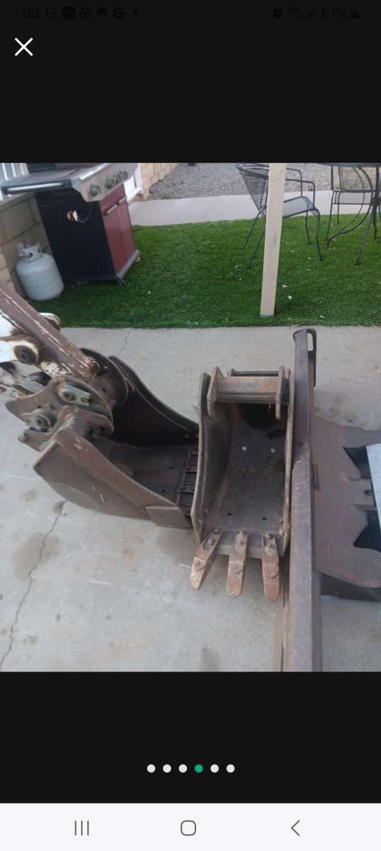 mini escavator bob cat 331D