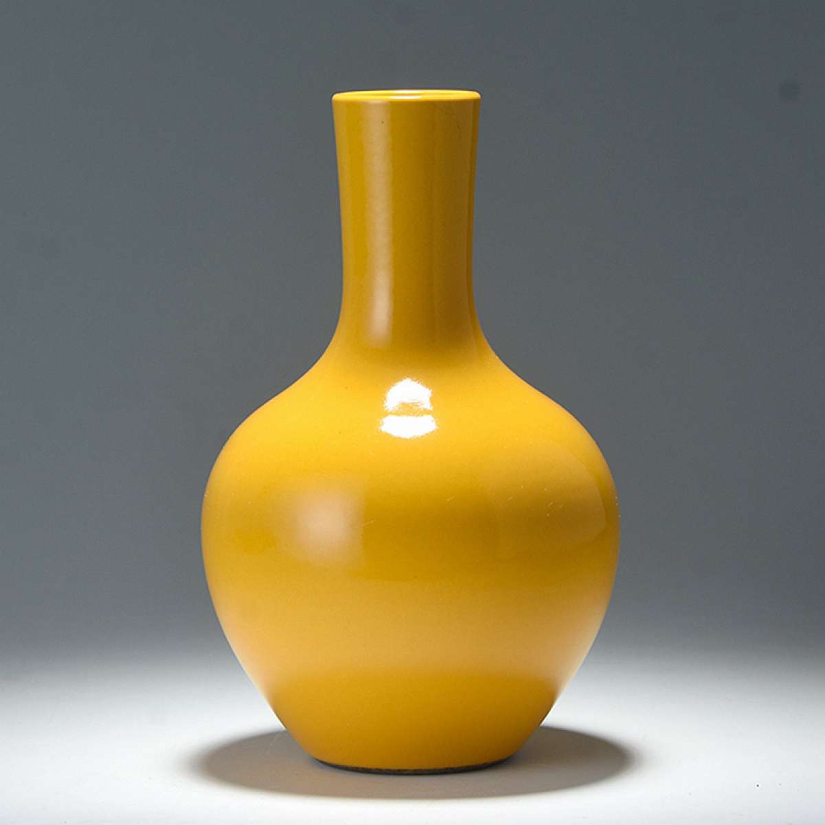 chinese ceramic vase