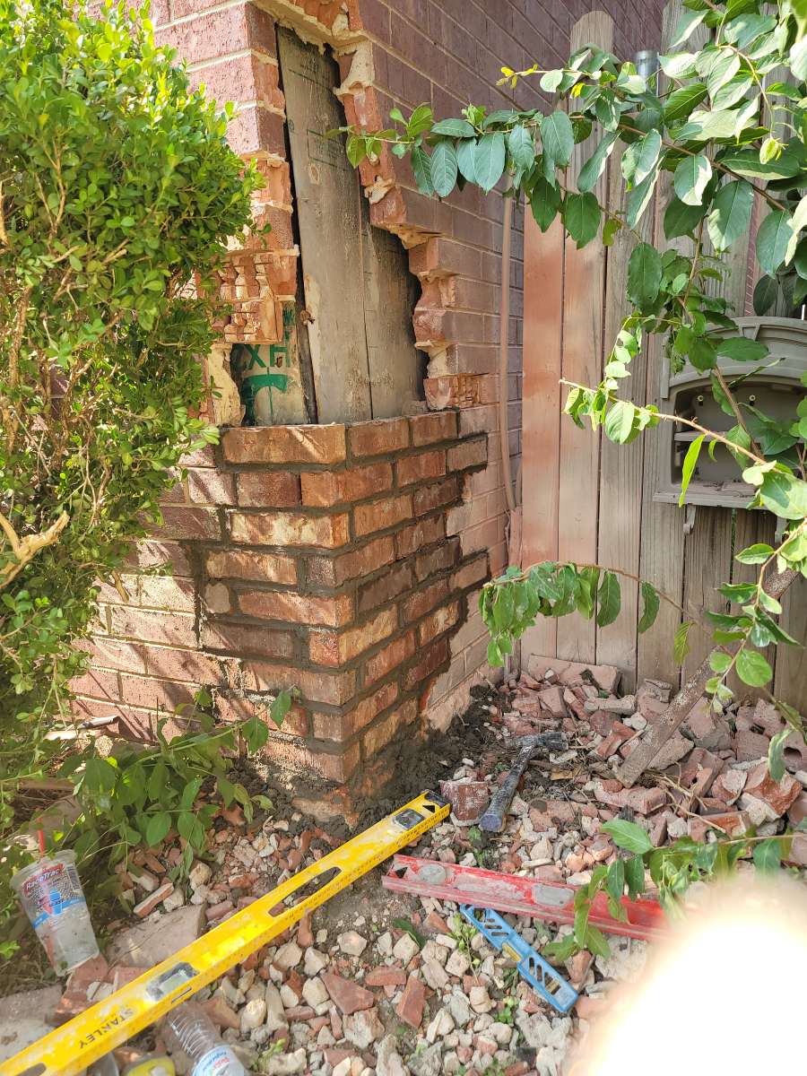I do brick repairs and mailbox leveling 6822216995