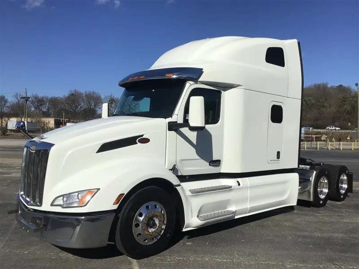 2023 Peterbilt 579 PACCAR MX 13 LITER