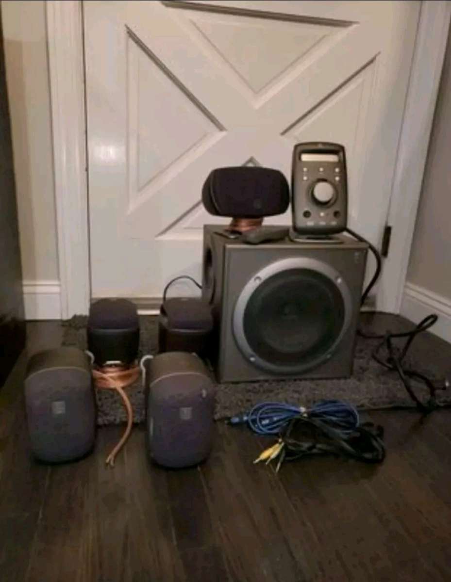 Used Logitech Z680 surround sound system