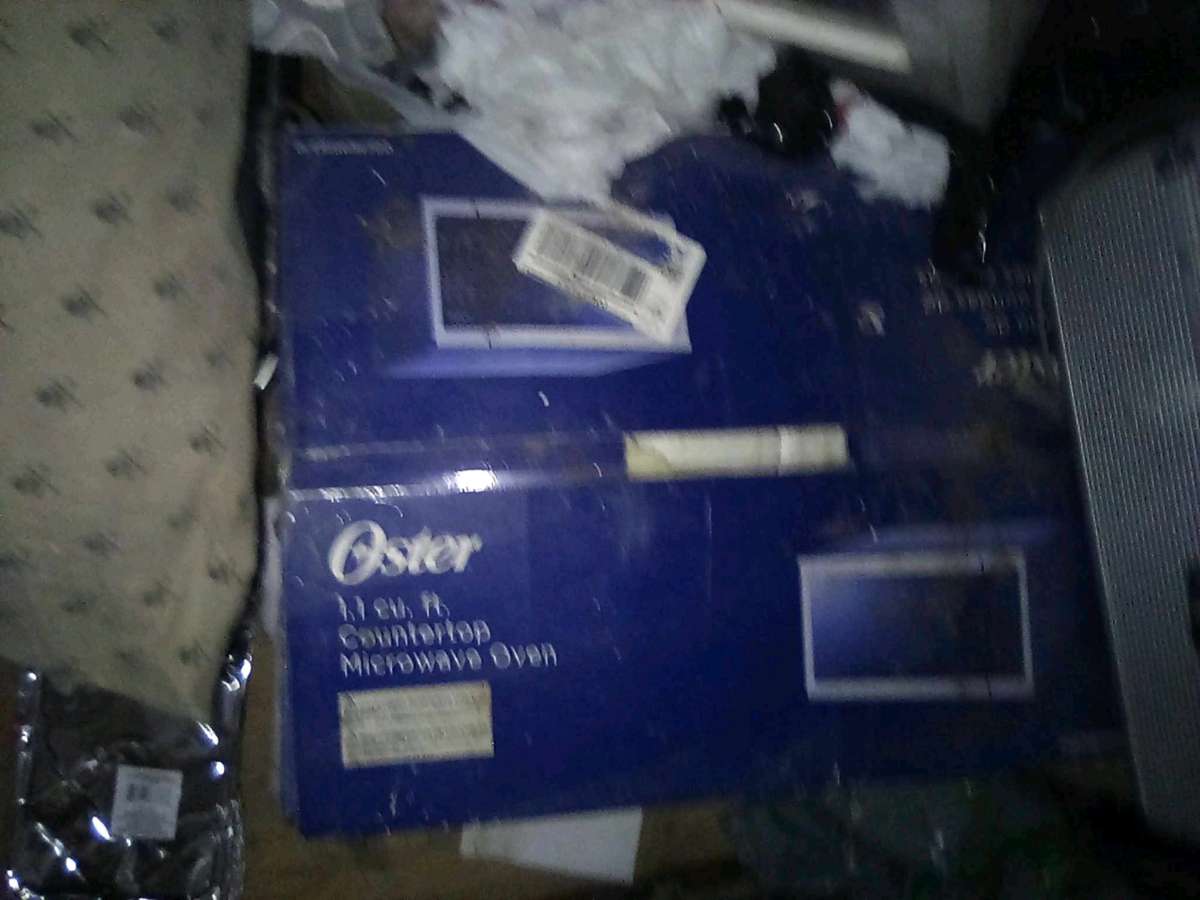 Oster Countertop Microwave Oven