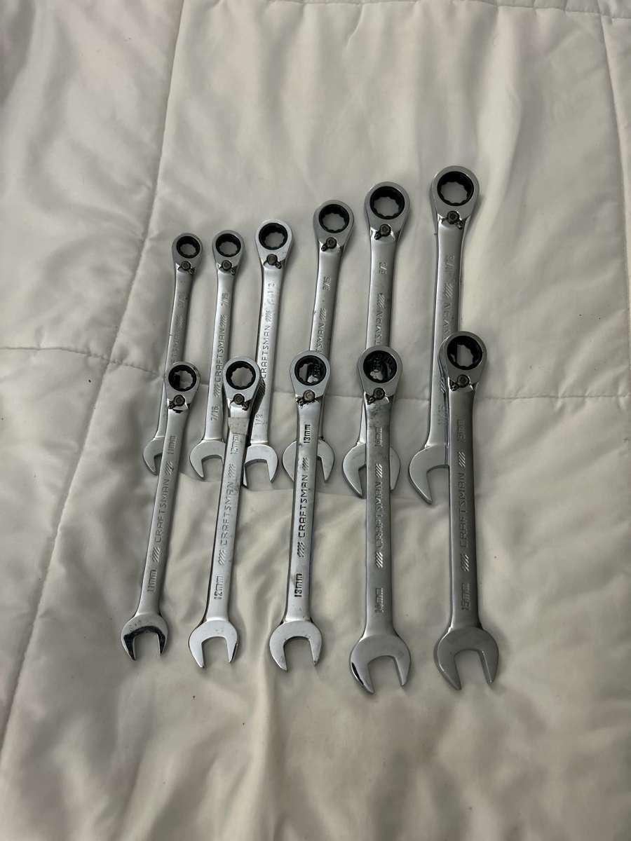 New Craftsman Metric Reversable Ratchets