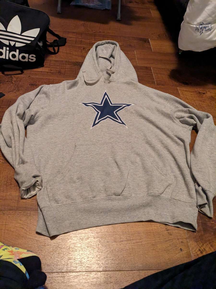 Dallas Cowboys clothing bundle