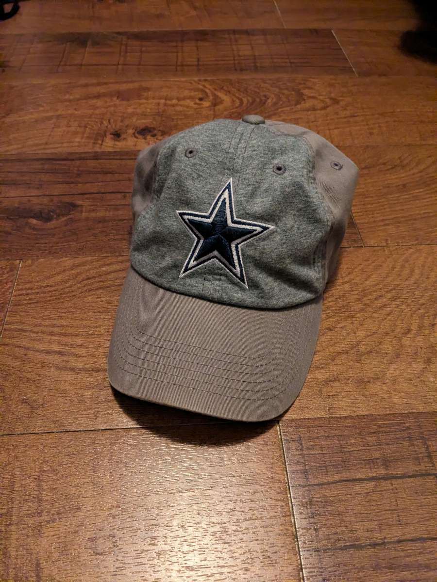 Dallas Cowboys clothing bundle