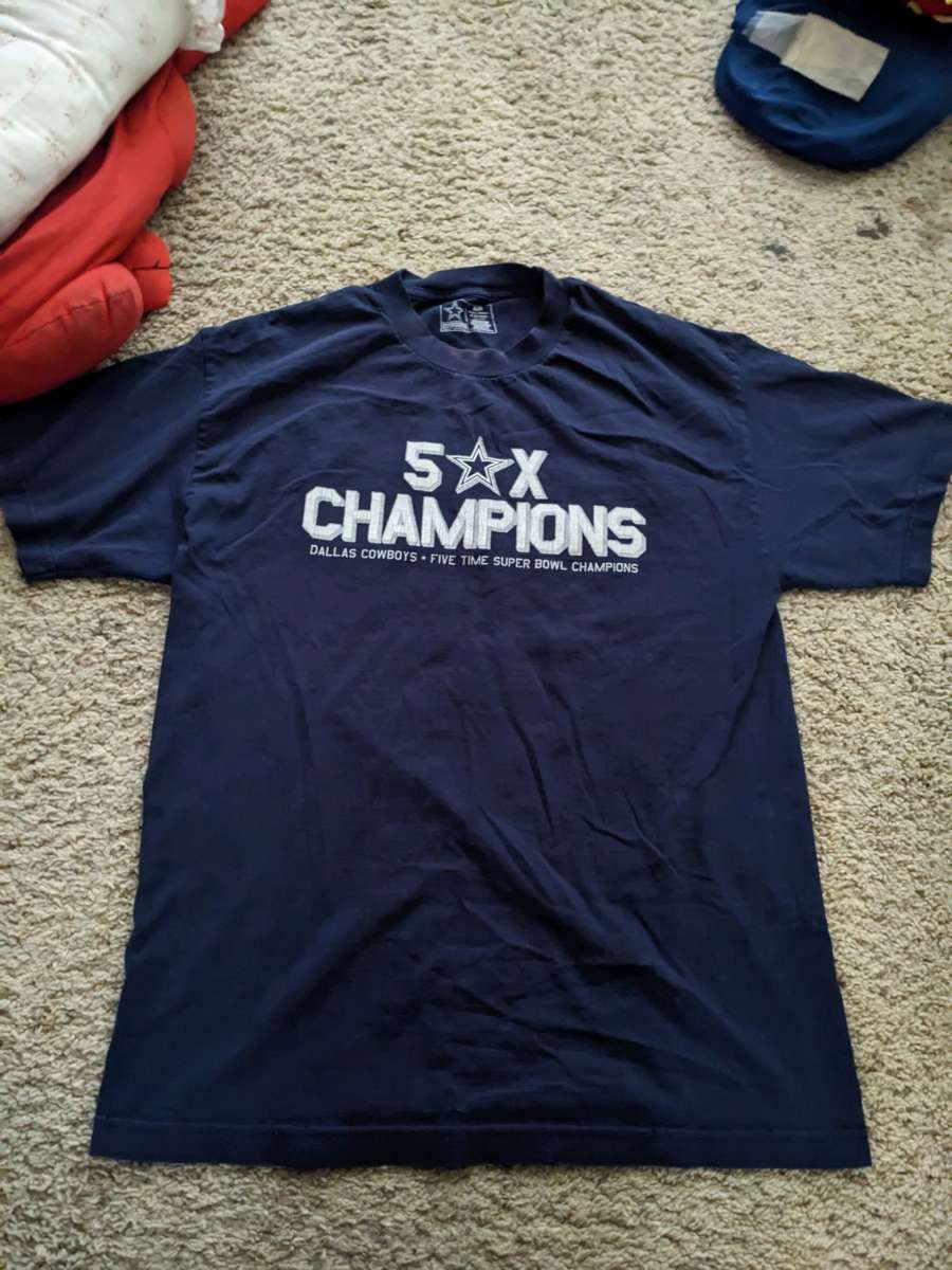 Dallas Cowboys clothing bundle