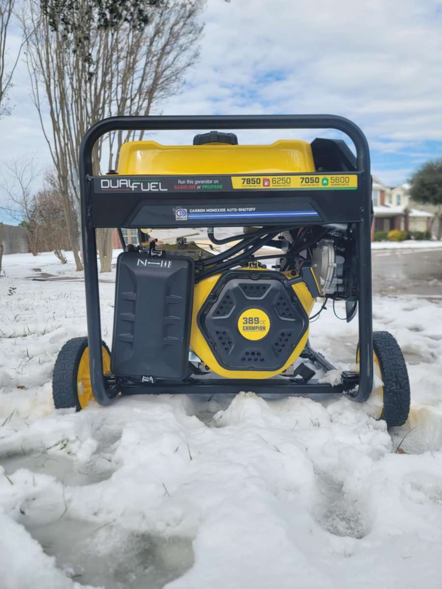 Like New generador Champion 7850 Watts Works Very Well