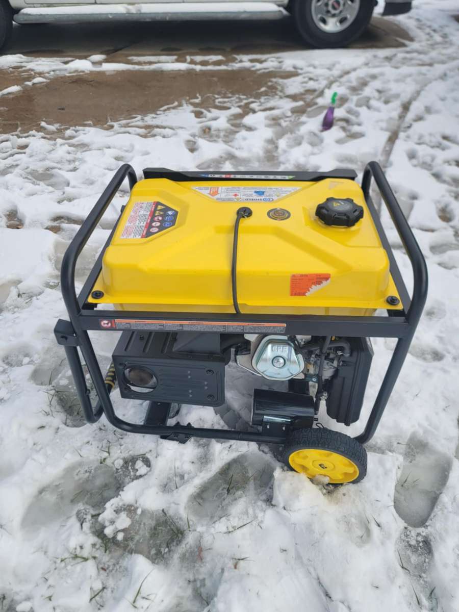 Like New generador Champion 7850 Watts Works Very Well