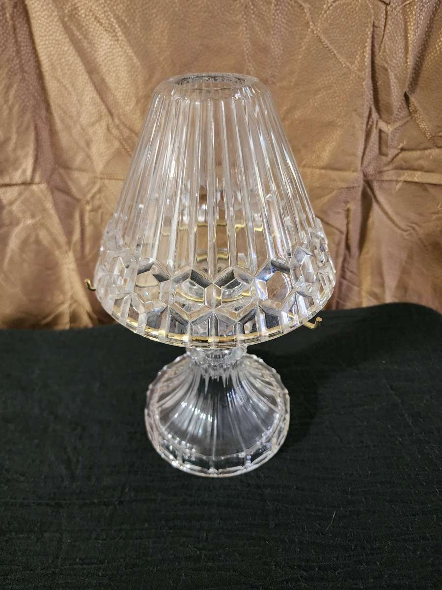Crystal lamp tealight holder