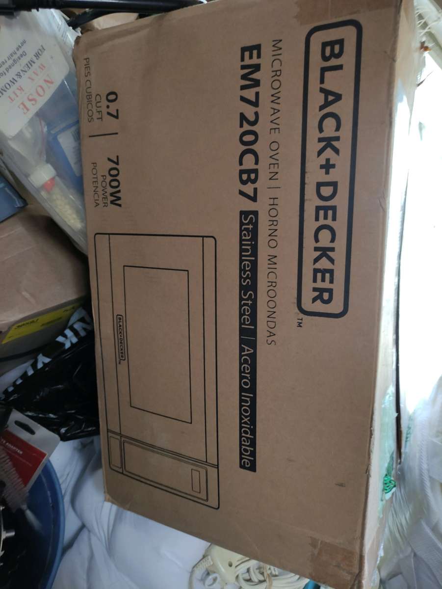 black and deck microwave