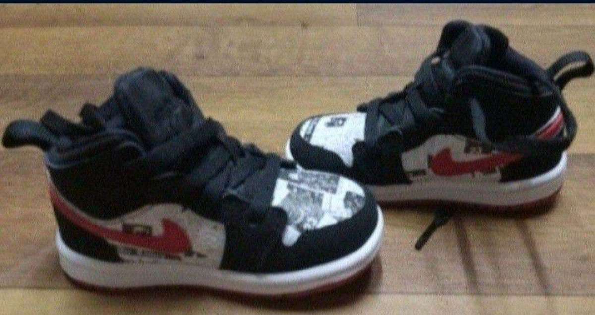 AIR JORDAN 1Mid NEWSPAPER
