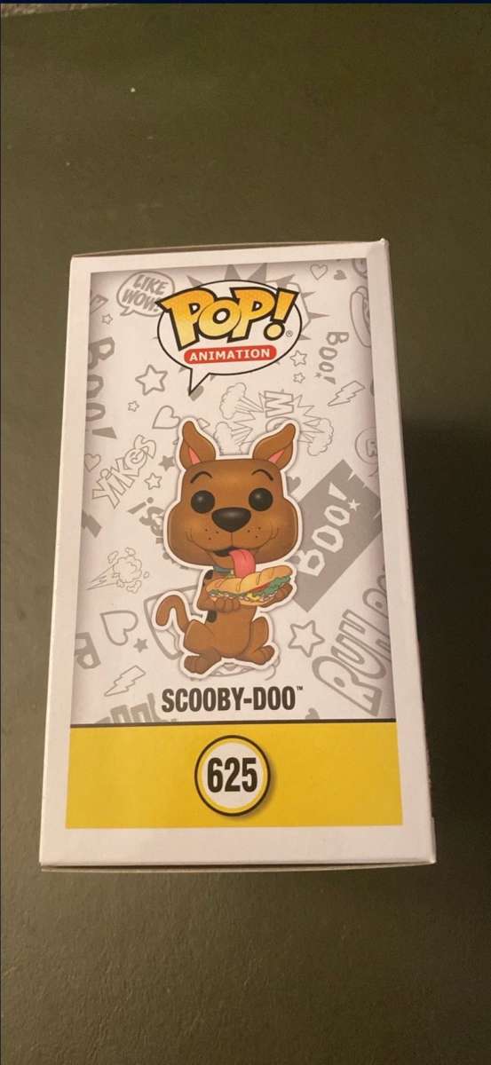 Scooby Doo and sandwich