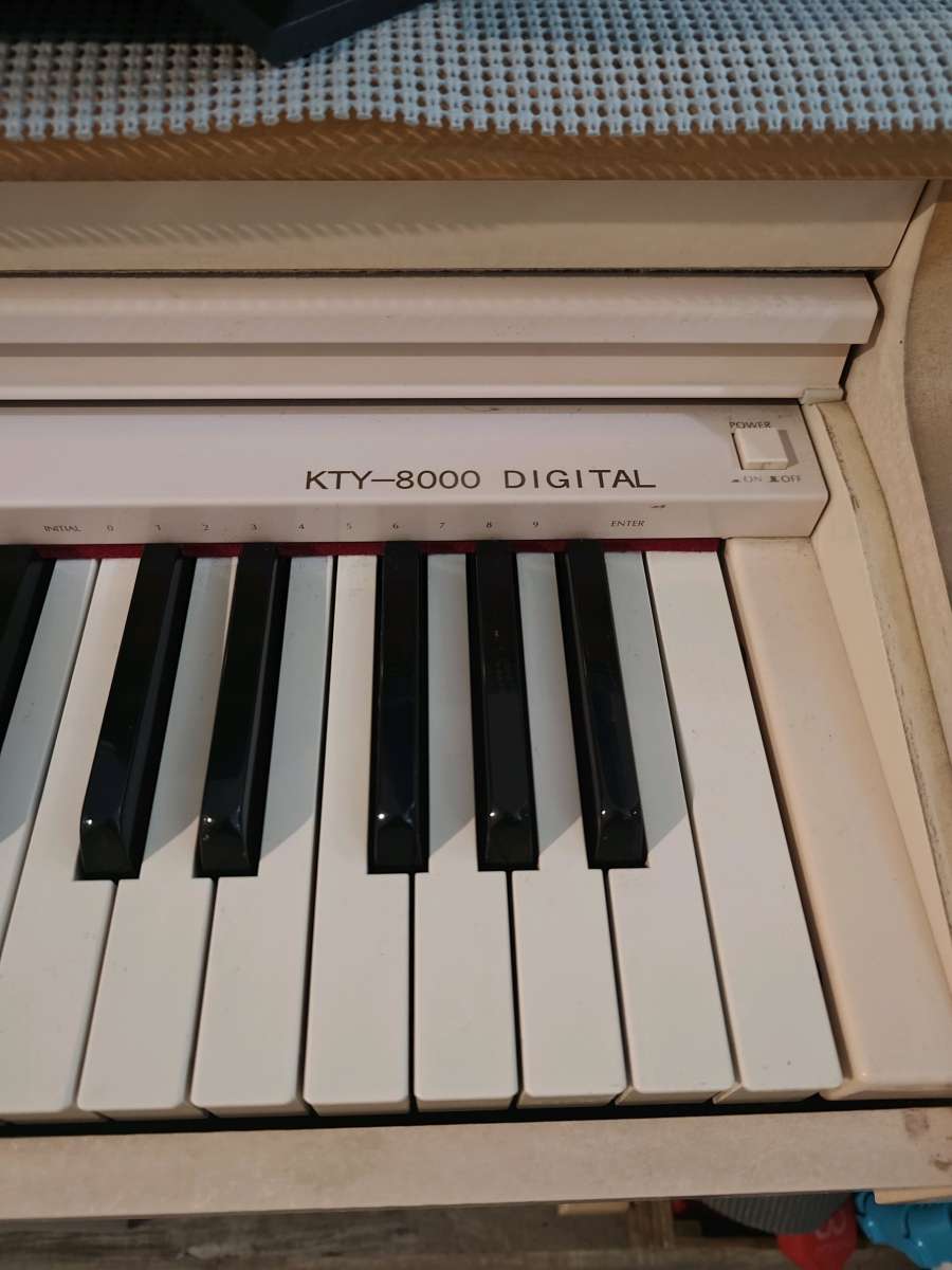 Digital Piano