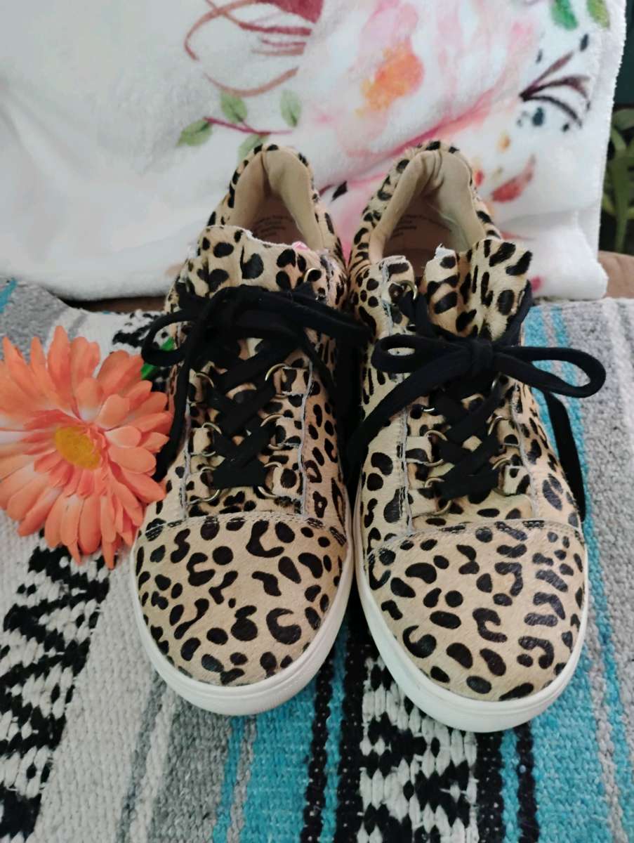 Leopard print sneakers