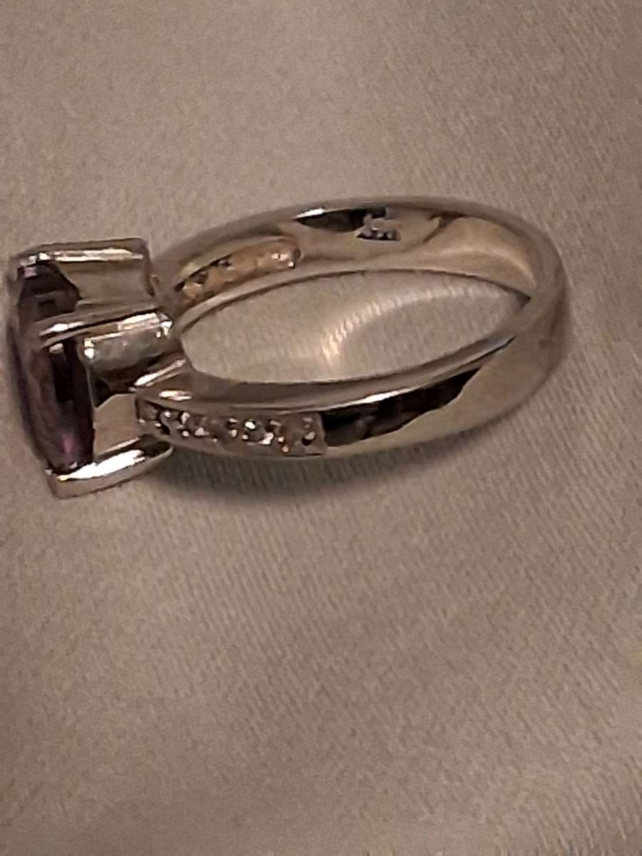 14k white gold diamond and amethyst ring