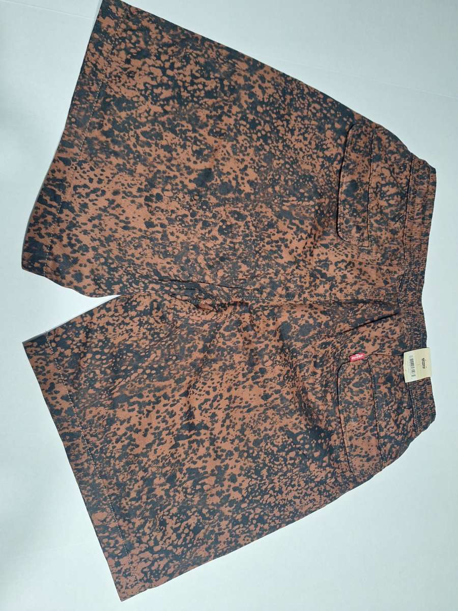 Levis Trail Cargo Shorts Mens Size small 6 Brown Print Draws