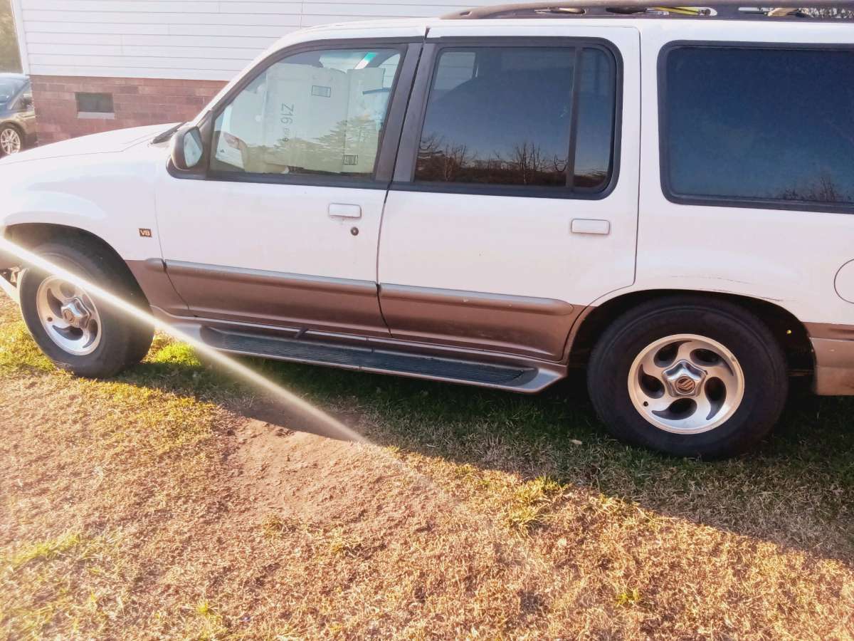 97 mercury mountaineer v8