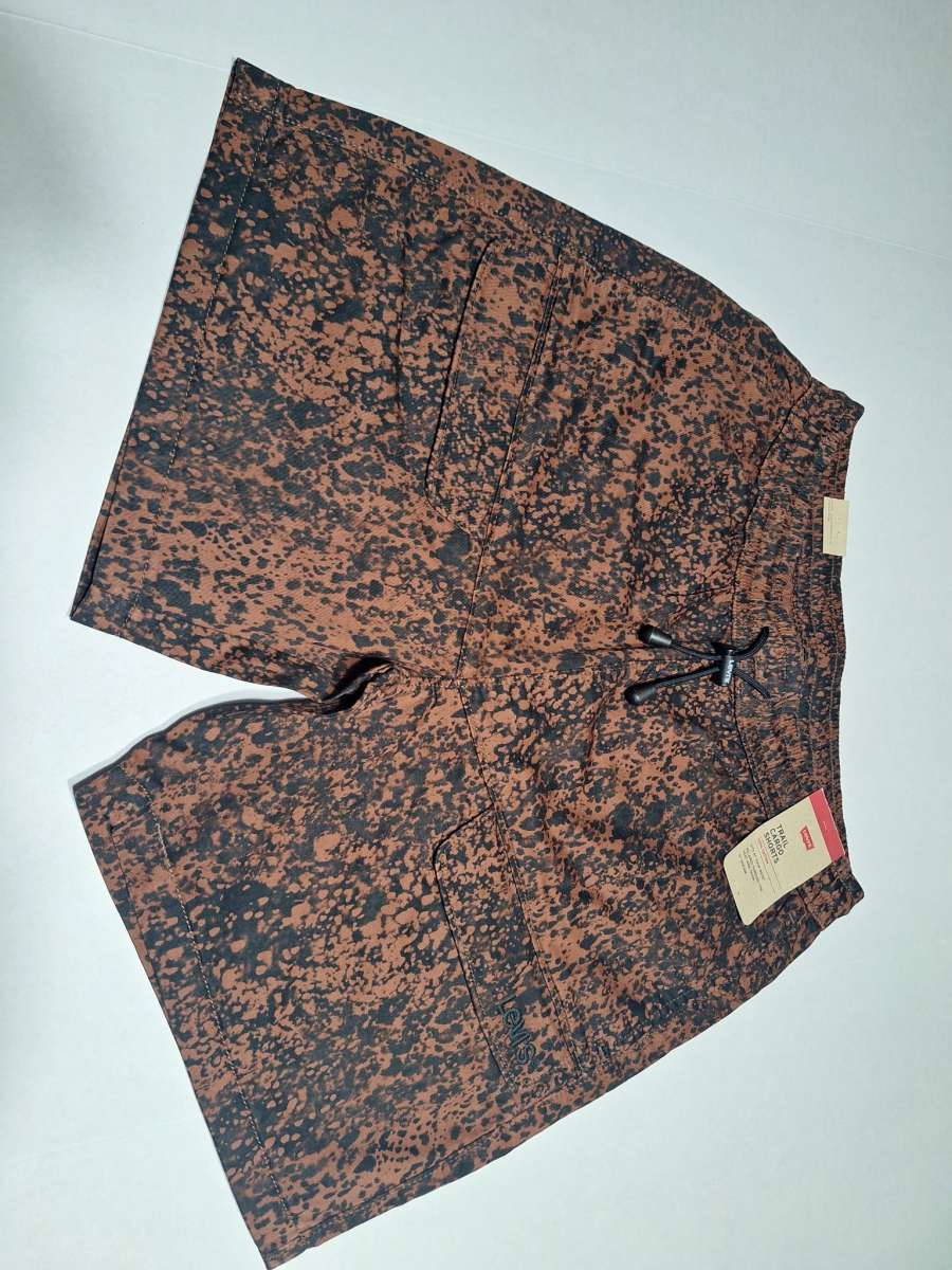 Levis Trail Cargo Shorts Mens Size small 6 Brown Print Draws
