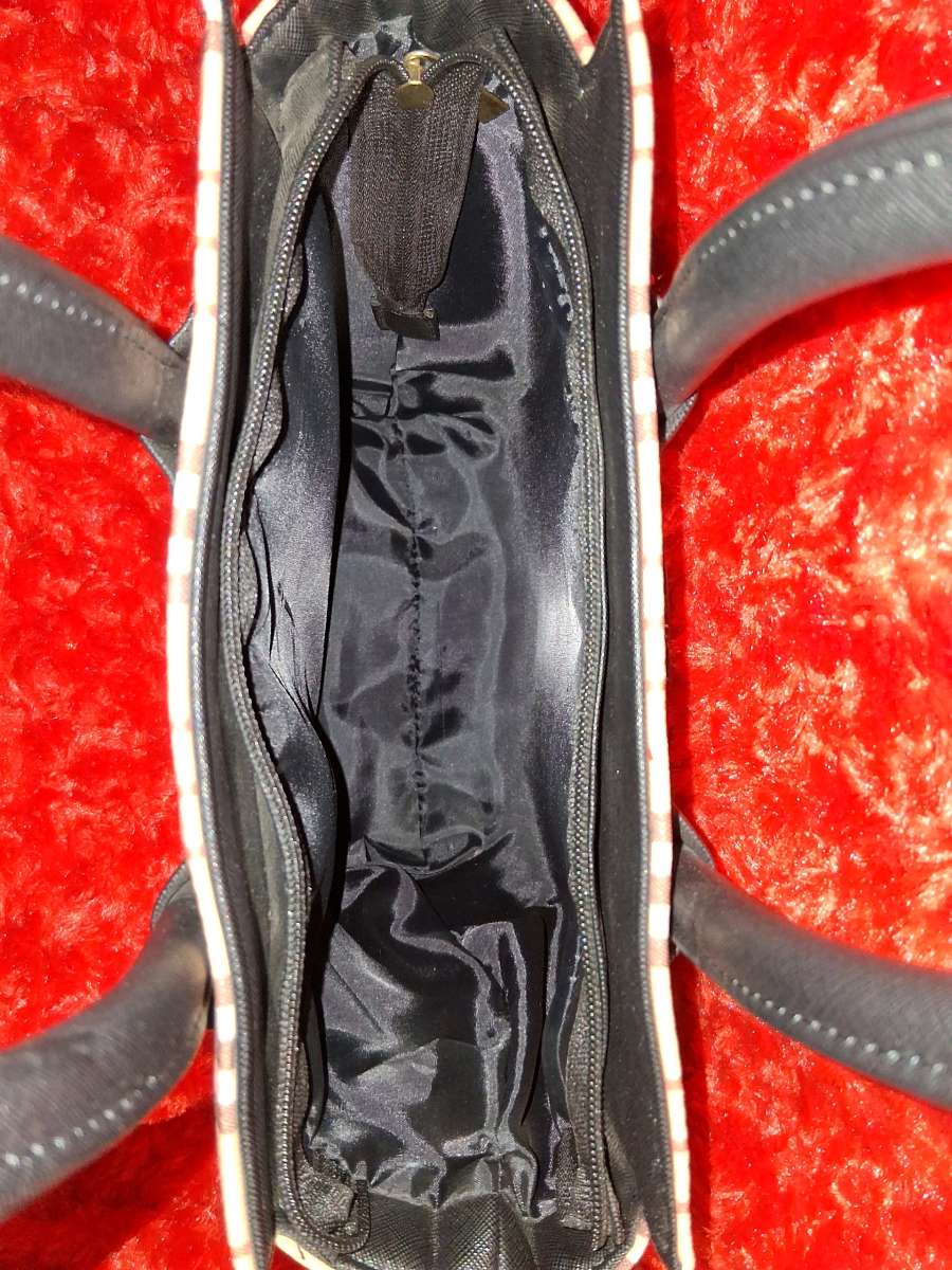 Burberry Black Plaided Handbag with Wallet