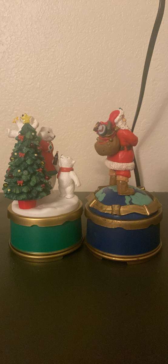 old vintage music box