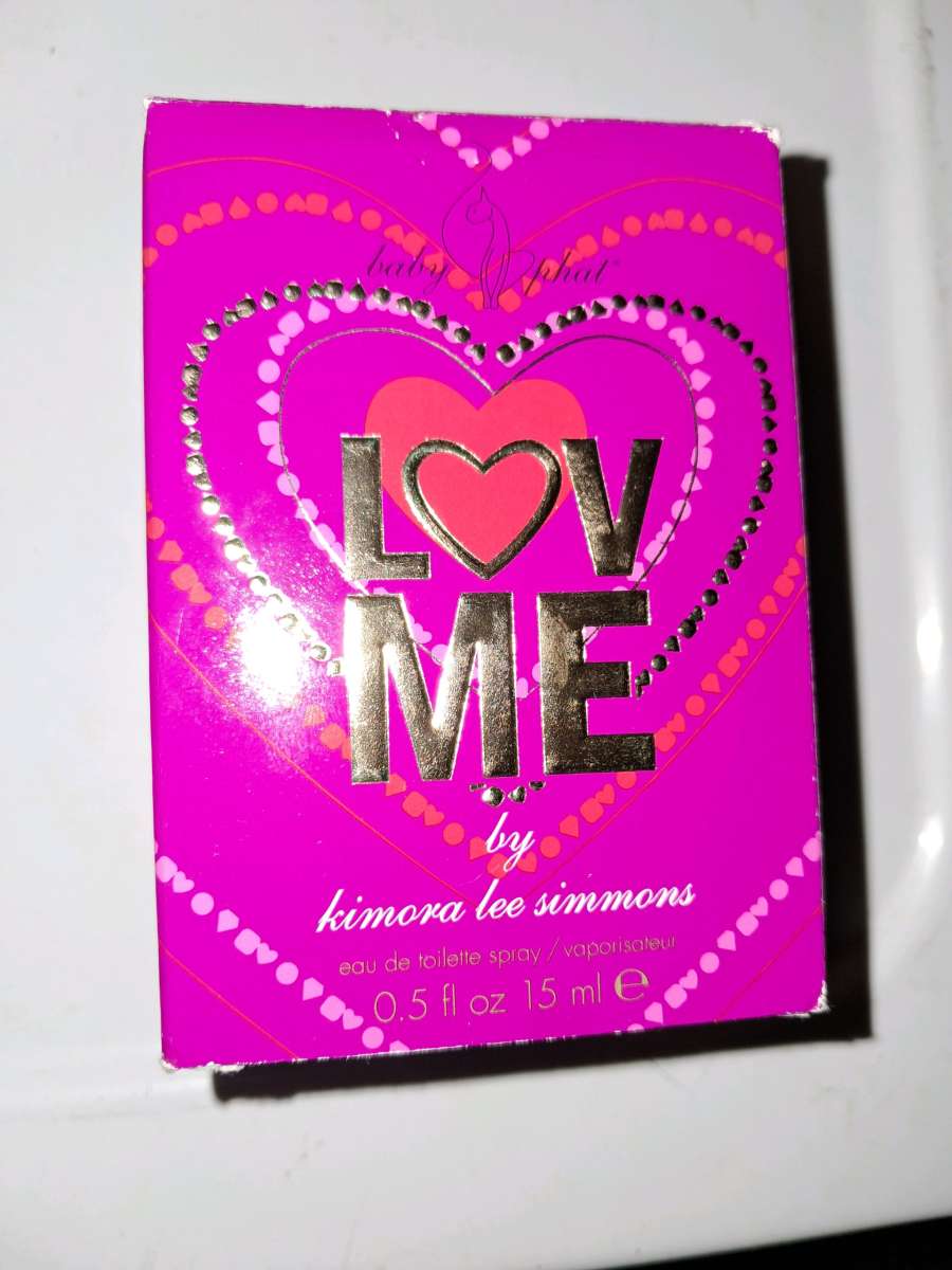 Baby phat luv me perfume