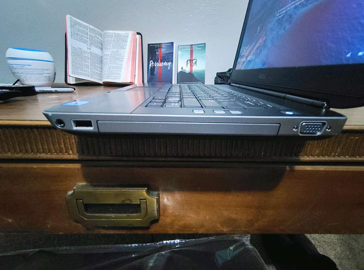 DELL LATITUDE E5430WINDOWS 10 OS 64bit3320M CPU 260GHzCore C