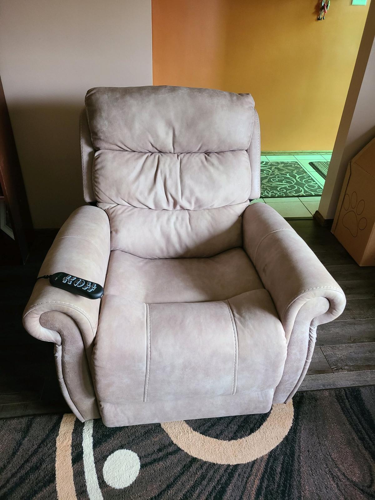 Comfortable Recliner Chair