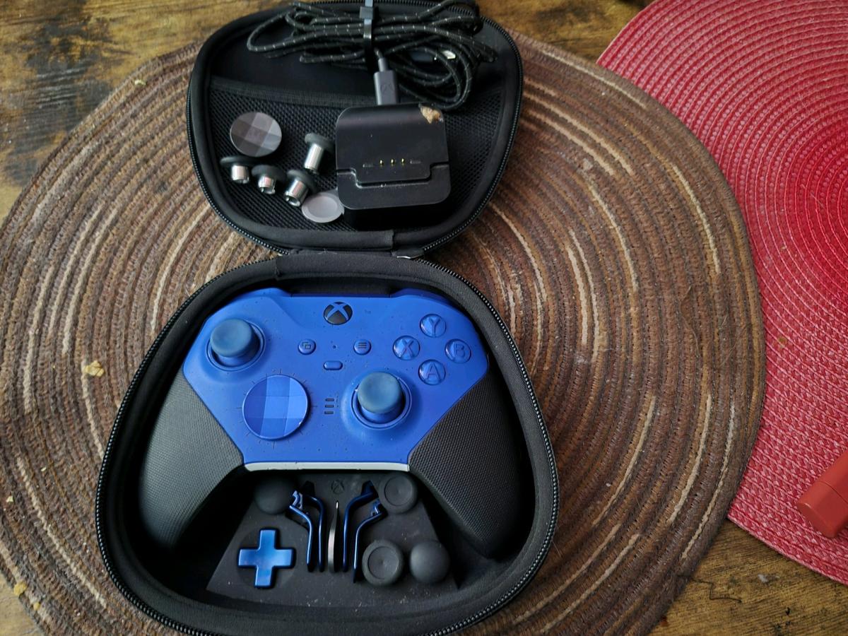 wireless Xbox controller with paddles and case