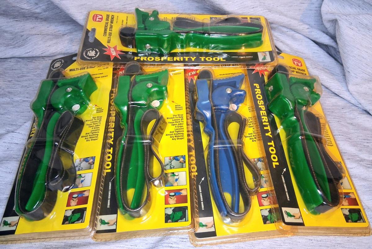 Commercial Grade Multiuse Strap Wrench