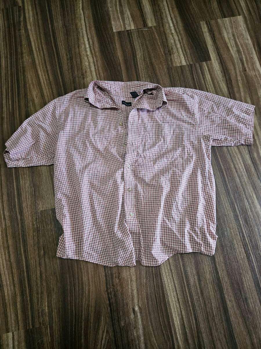 Van Heusen Red and white button up