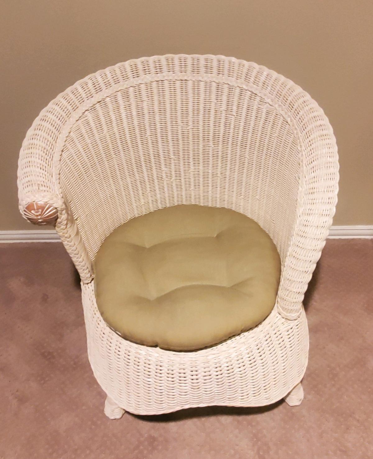 Pier One  Jamaica Collection  Asymmetrical Arm Chair  Rattan