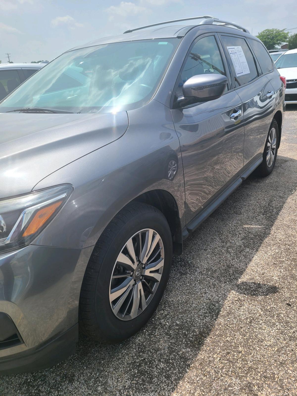 2020 Nissan Pathfinder