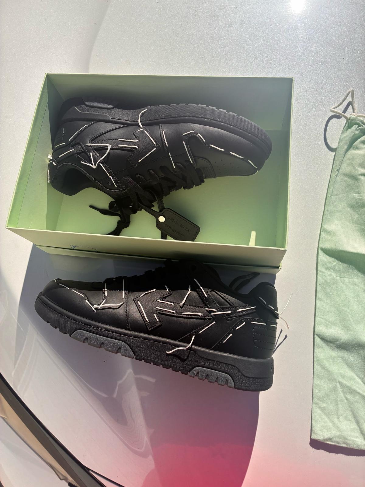 off white straitoral stitch