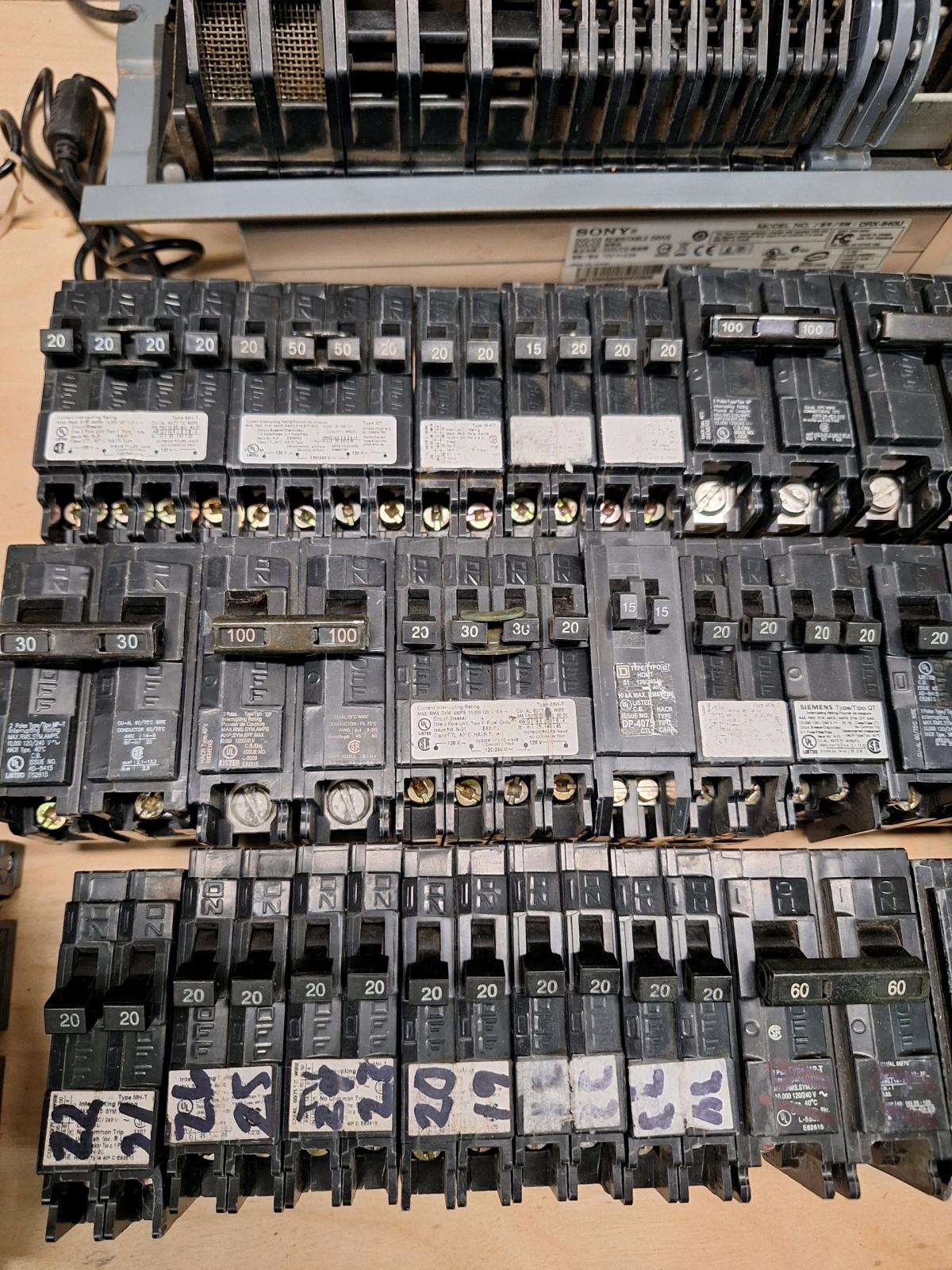 Siemens Breaker lot