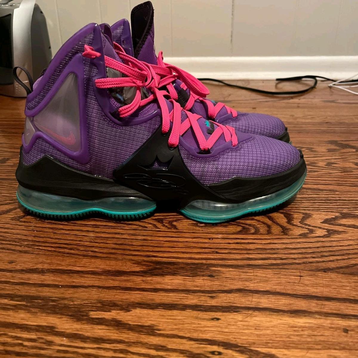 LeBron shoes
