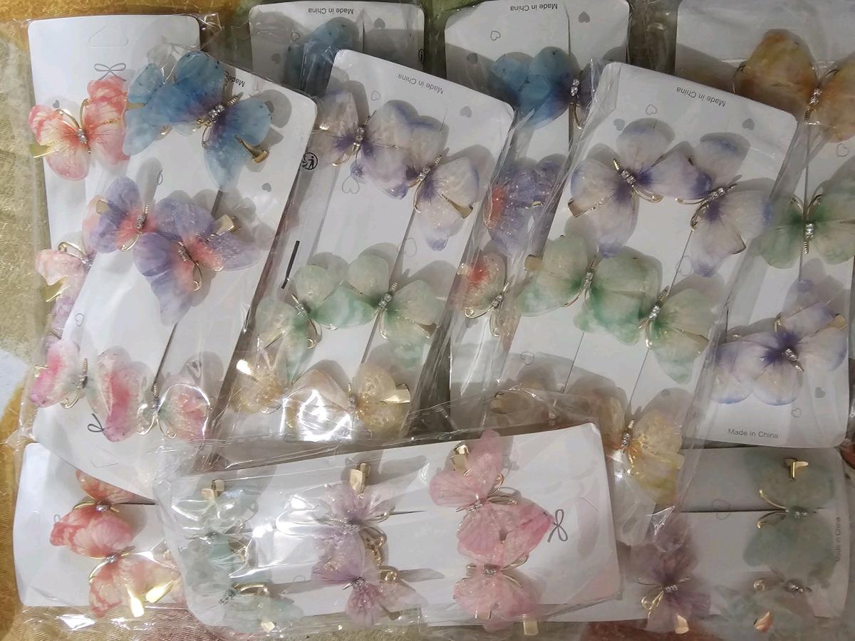 Butterfly hair clips