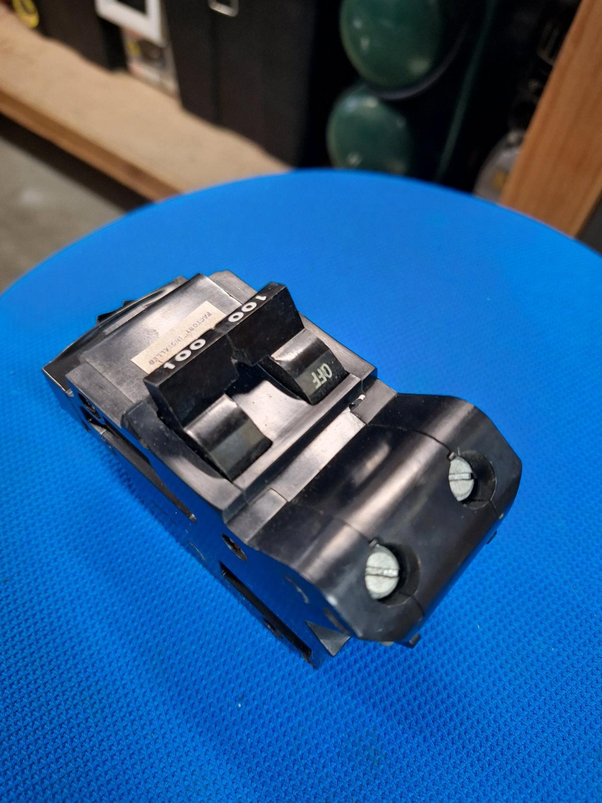 Federal pacific breakers