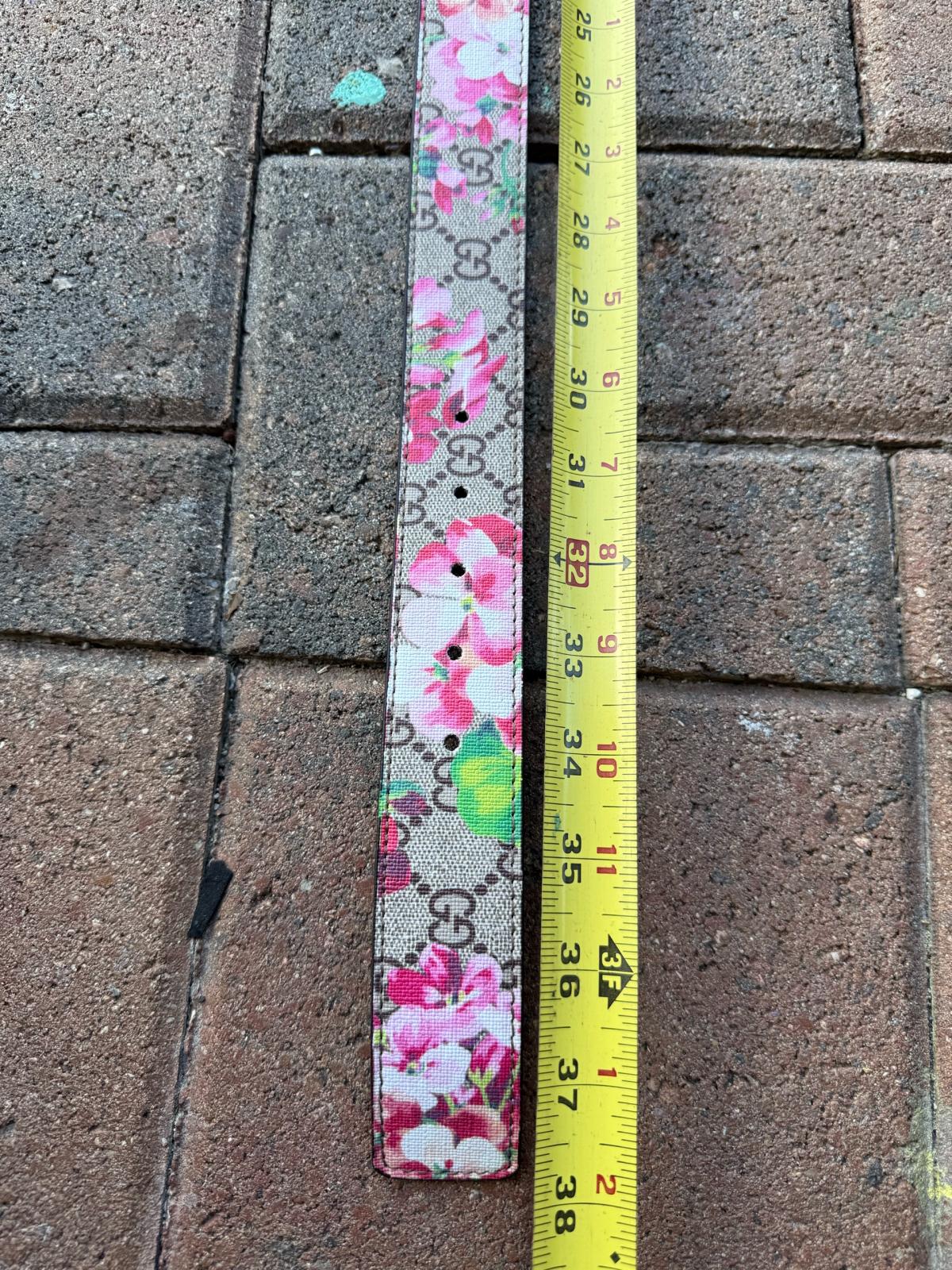 Gucci belt  floral belt correa Gucci